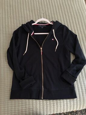 Tommy Hilfiger Navy Zip Hoodie with Gold Zipper